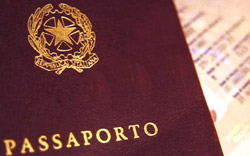 Impronte digitali sul passaporto biometrico