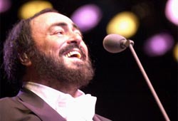 Spigolando tra turismo e dintorni 4 Luciano Pavarotti