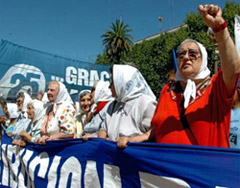 La protesta delle madri di Plaza de Mayo