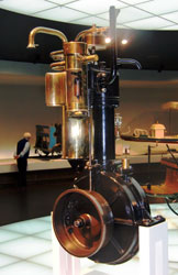 Il primo motore della storia, custodito nella sale del Museo della Mercedes