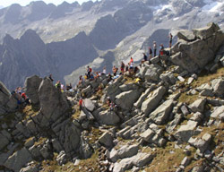 Grande folla sul Passo Barbacane