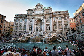 In Lombardia la Neve non è Uguale per Tutti 1 Fontana di Trevi, Roma