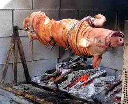 Maialino allo spiedo