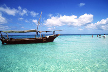 Dhow, una delle tradizionali barche a vela