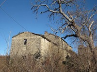 Uno degli antichi poderi che si incontreranno lungo il percorso