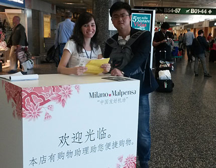 Malpensa accoglie i passeggeri cinesi con l'aiuto shopping