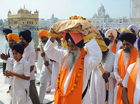 Il tradizionale abito dei Sikh