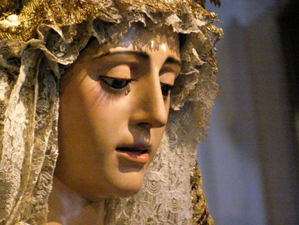 Il volto addolorato della Virgen de Regla ad Avila