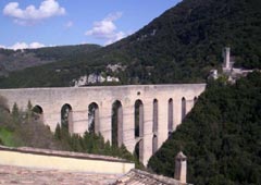 Il Ponte delle Torri a Spoleto