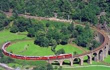 L'unico viadotto ferroviario circolare al mondo. A Brusio sulla linea del Bernina