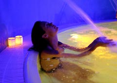 Alle Terme di Tabiano per riscoprire l'energia interiore 1 Vasca