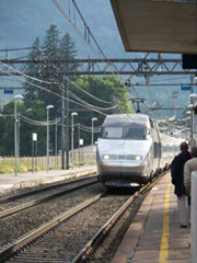 Tgv in arrivo alla stazione di Oulx (Foto: Graziano Capponago del Monte)
