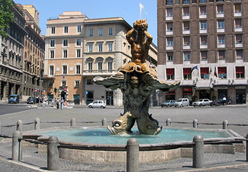 La fontana del Tritone in piazza Barberini