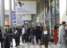 Il pàtio centrale della Fiera di Rimini durante l'edizione del TTG dello scorso anno