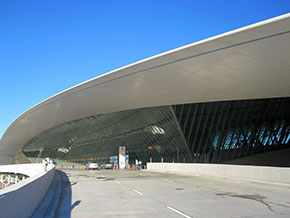 Le linee moderne dell'aeroporto