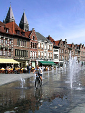 Tournai, Grand Place (© OPT - Jeanmart)
