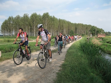 Via dei Cairoli, Parco del Ticino