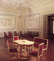 Domenica apre villa Manzoni 4 Villa Manzoni, sala delle Grisaglie