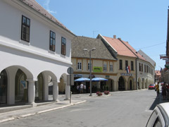 Vikovar Il centro di Vikovar tra vecchie e nuove costruzioni