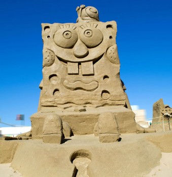 Spongebob in versione scultura di sabbia