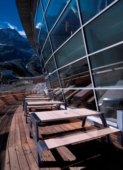 Monte Bianco, esterno della stazione Pavillon du Mont Fréty