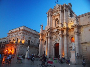 Montalbano siracusa-duomo-vermexio