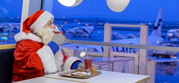 Anche-Babbo-Natale-è-un-fedele-utente-dell'aeroporto-di-Helsinki