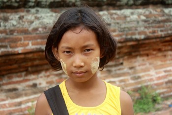 Birmania Mandalay bambina