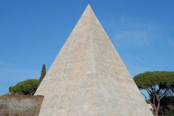 Piramide-Cestia