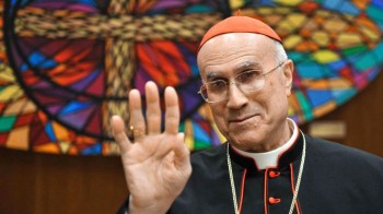 cardinal-bertone