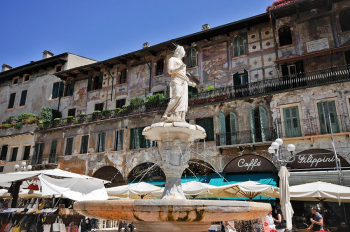 Verona, Piazza delle Erbe