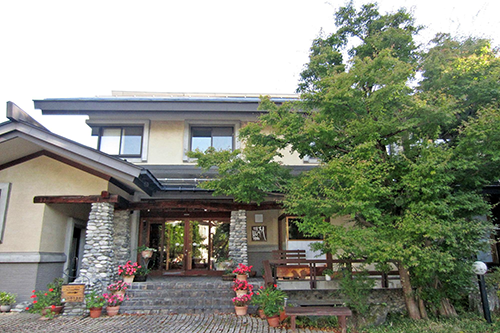 Hakuba-Onsen-Ryokan-Shiroumaso