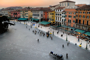 Verona, Piazza Bra