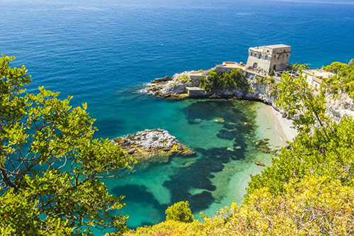 Spiagge Spiaggia-Piccola-Baia-di-Erchie-Campania-Italy