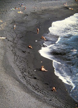 lanzarote spiaggia sabbia nera
