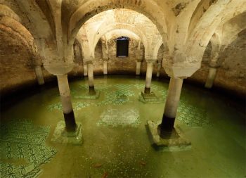 Romagna Cripta-basilica-san-francesco