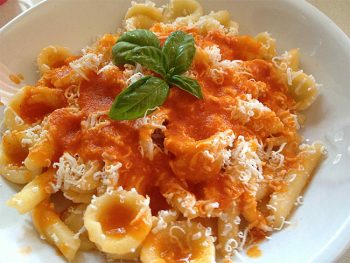 Salve Orecchiette-alla-ricotta-forte