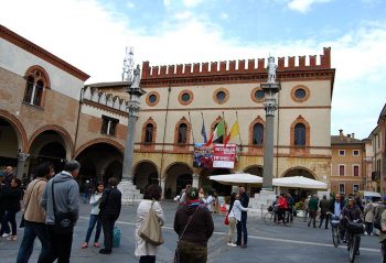 Romagna Ravenna-piazza-del-popolo