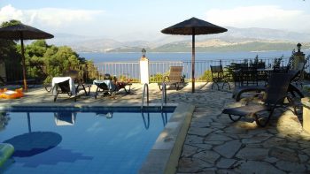 Agios Stèfanos Agios-Stefanos davanti-alle-coste-albanesi