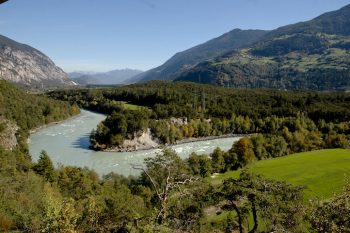 Ötztal la-valle-del-fiume-inn-nel-tratto-dove-si-pratica-il-rafting