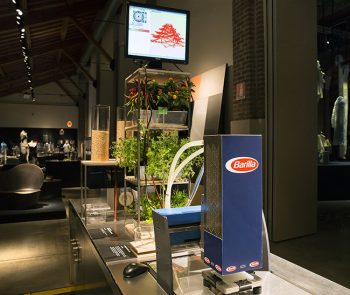 Pasta stampante-barilla-3d-in-modulo-cucina-con-filiera-integrata-protagonista-della-mostra