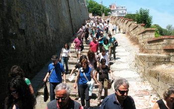 Camminando napoli_pedamentina-di-san-martino