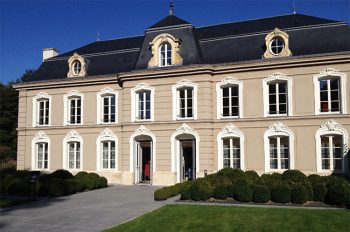 Champagne bar-sur-seine-hameau-de-villeneuve-champagne-devaux