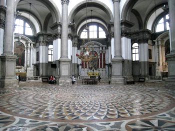 Venezia basilica-santa-maria-della-salute