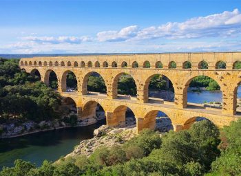 Languedoc nimes-pont-du-gard