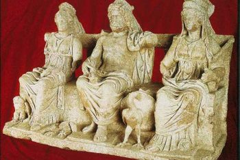 Mostra Triade-Capitolina-160-180-d.C.-marmo-lunens