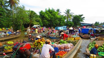 Cibo Vietnam-market-floating