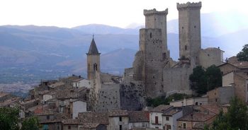 Abruzzo castelli Valle Peligno, Castello Caldora-Cantelmo del XIII sec. 
