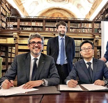 Alibaba On-Franceschini-alla-firma-Accordo-Enit-alitrip