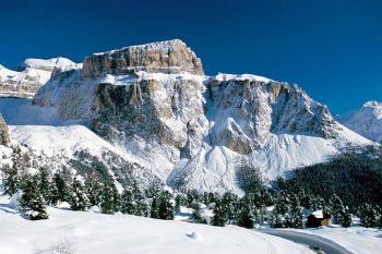 Italia in bicicletta Pordoi-visto-dal-Sella